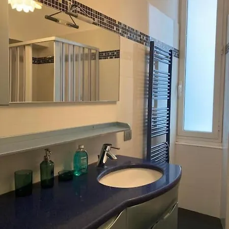 Delfina-la Spezia לה ספציה